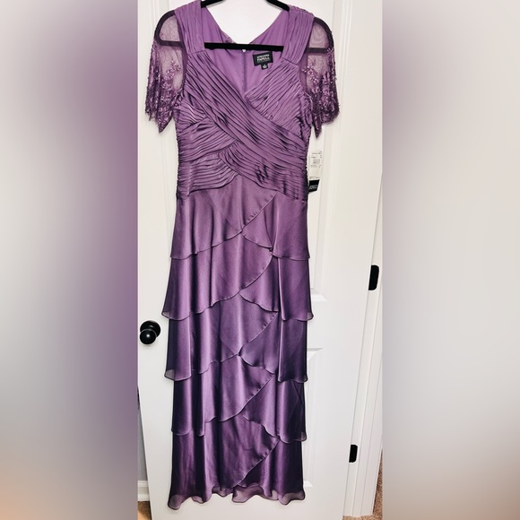 Purple dress size 6 - Picture 4 of 9